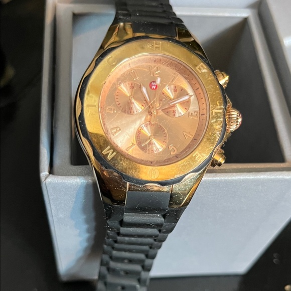 Michele Gold and Black Women\'s Watch